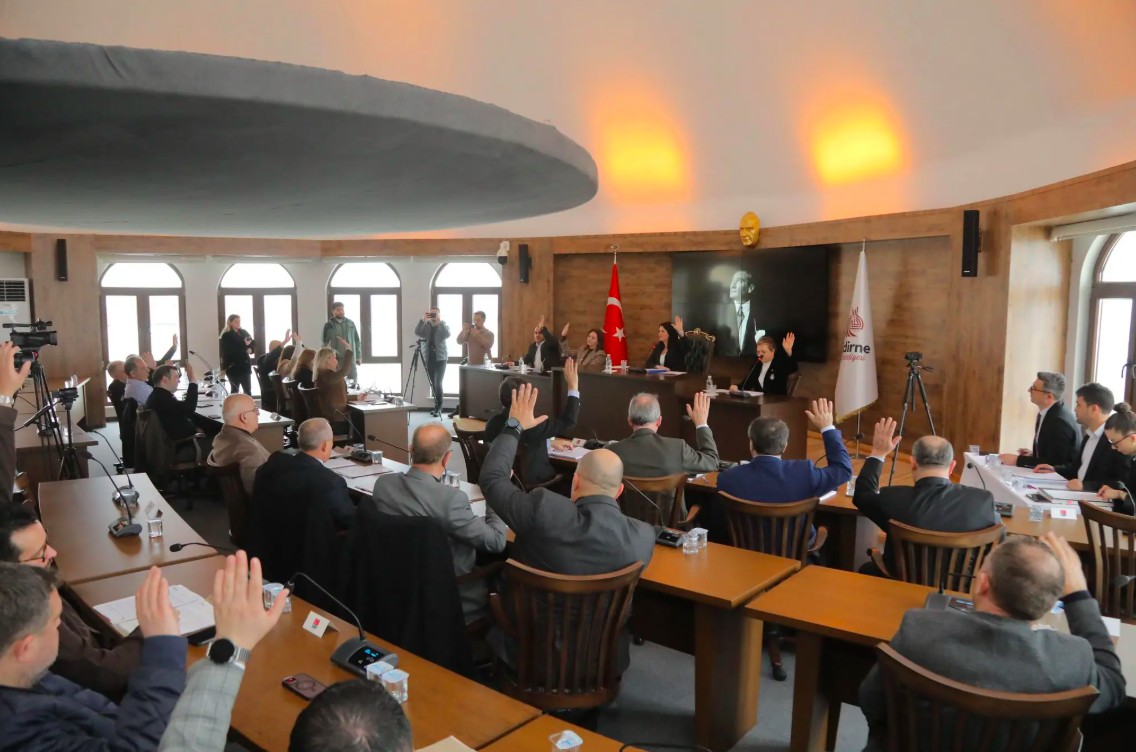 Meclisten emeklilere müjde