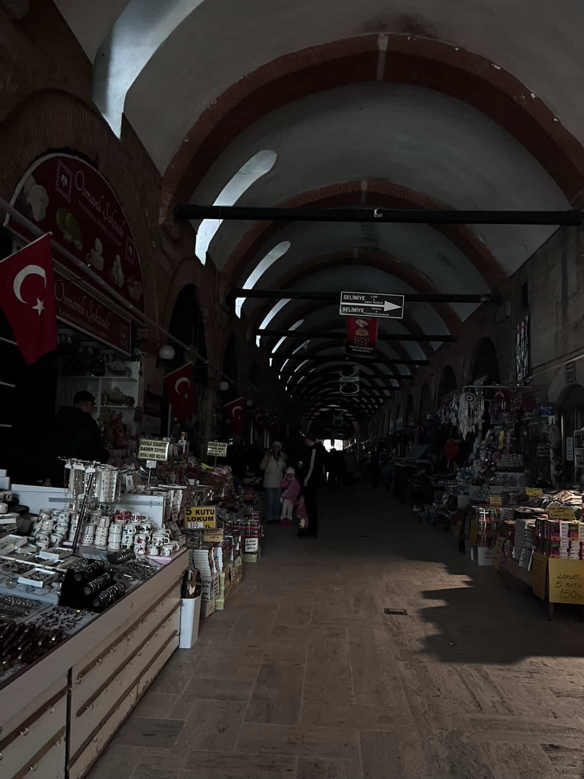 Selimiye restorasyonu Arasta esnafını mağdur etti