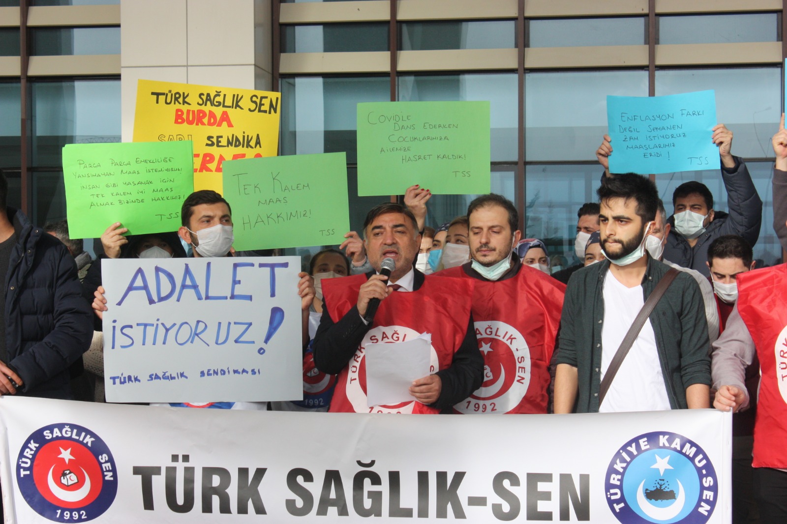 Maaşlar yılın ilk ayında eridi