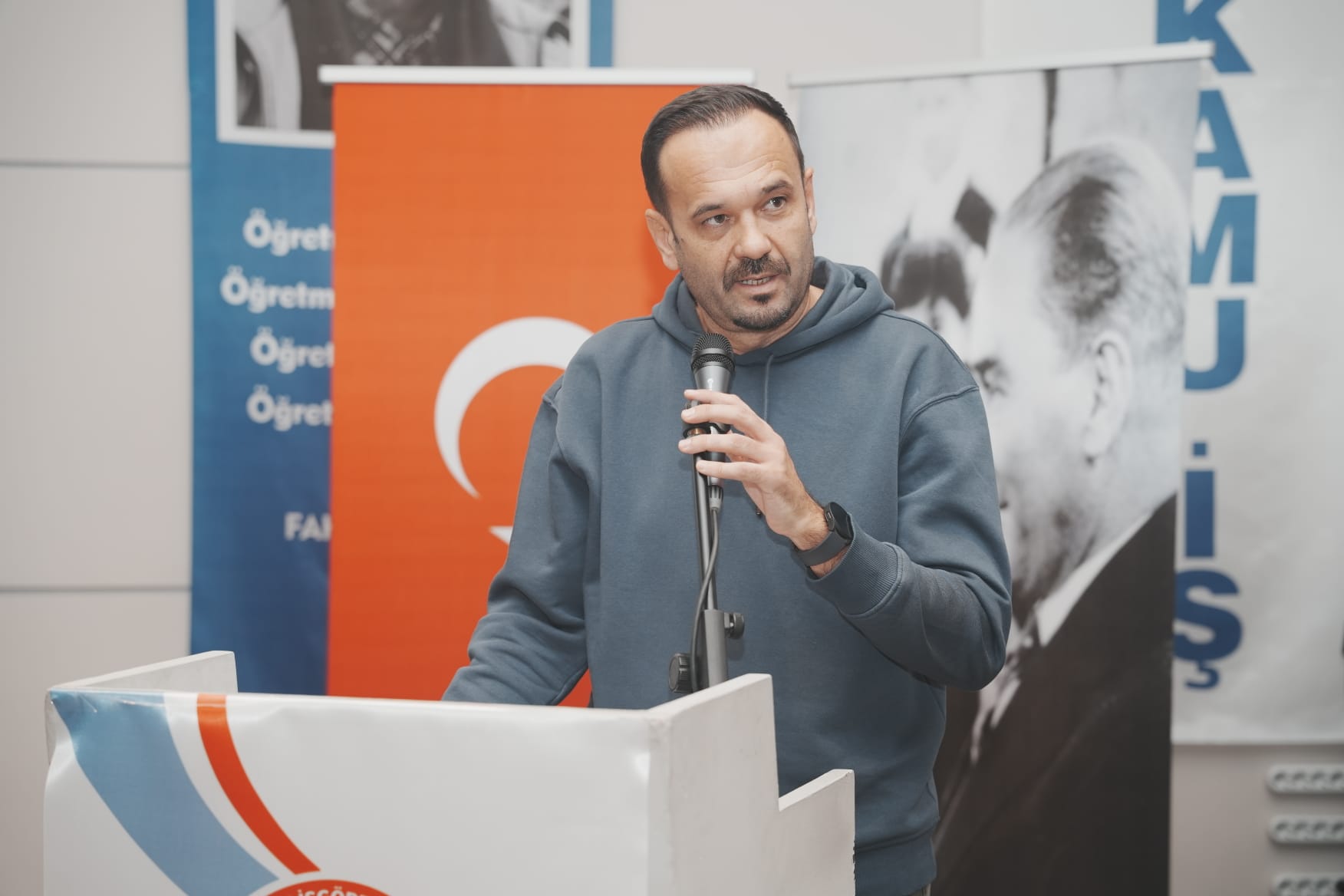 “Gençlik Güvencesizliğe ve Geleceksizliğe Sürükleniyor”